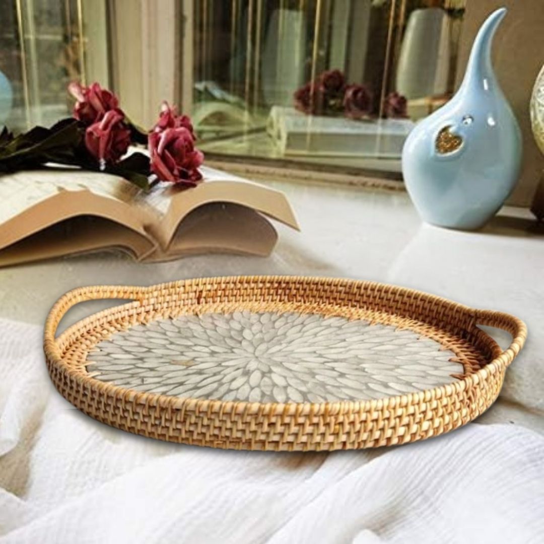 Round Rattan Tray – Durable Handwoven Basket for Serving Snacks, Organizing Tableware and Storing Food