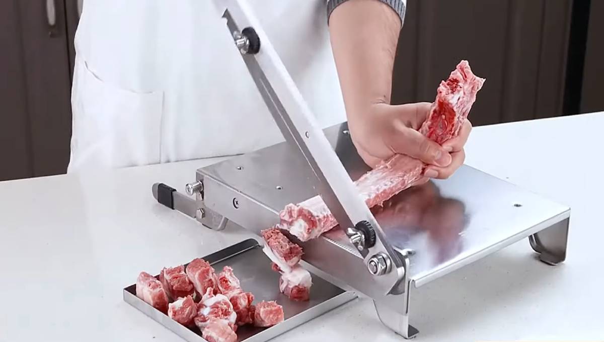 can you cut frozen meat with a slicer